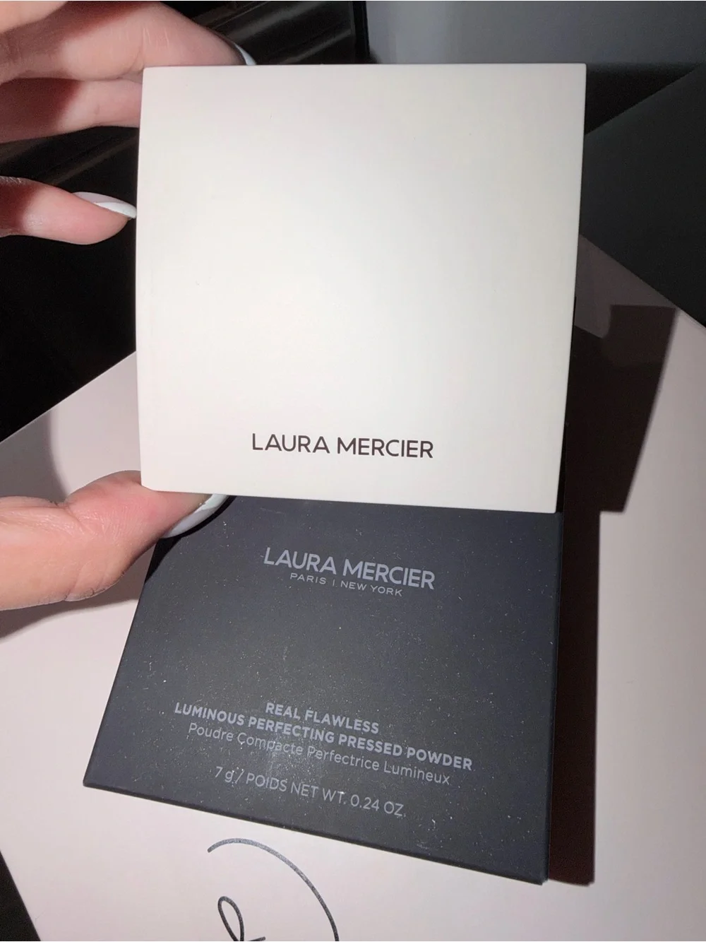 laura mercier Luminous Pressed Powder - Champagne